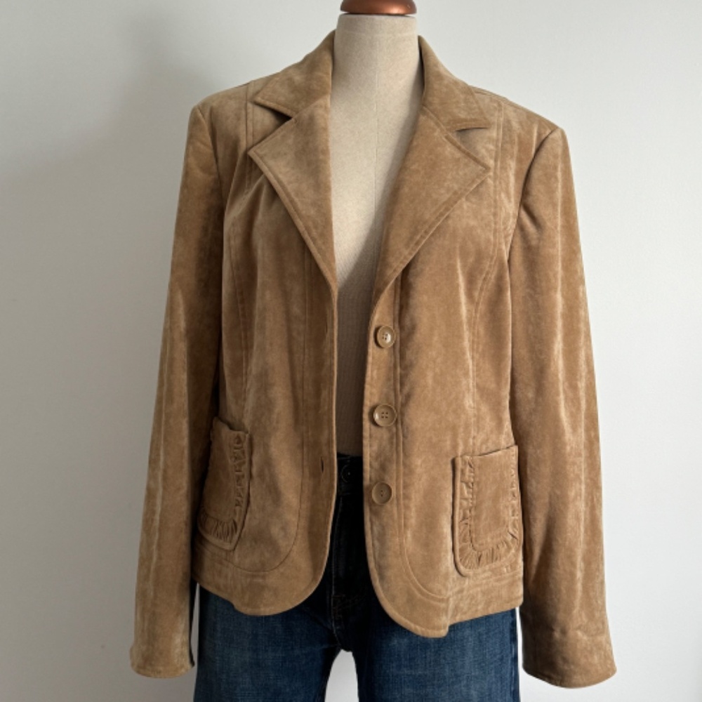 Conrad C Collection - Tan Velvet Jacket /Blaser